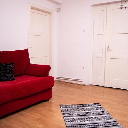 Butterfly Apartment-Hidden Gem In The Heart Of Тиргу-Муреш Екстер'єр фото