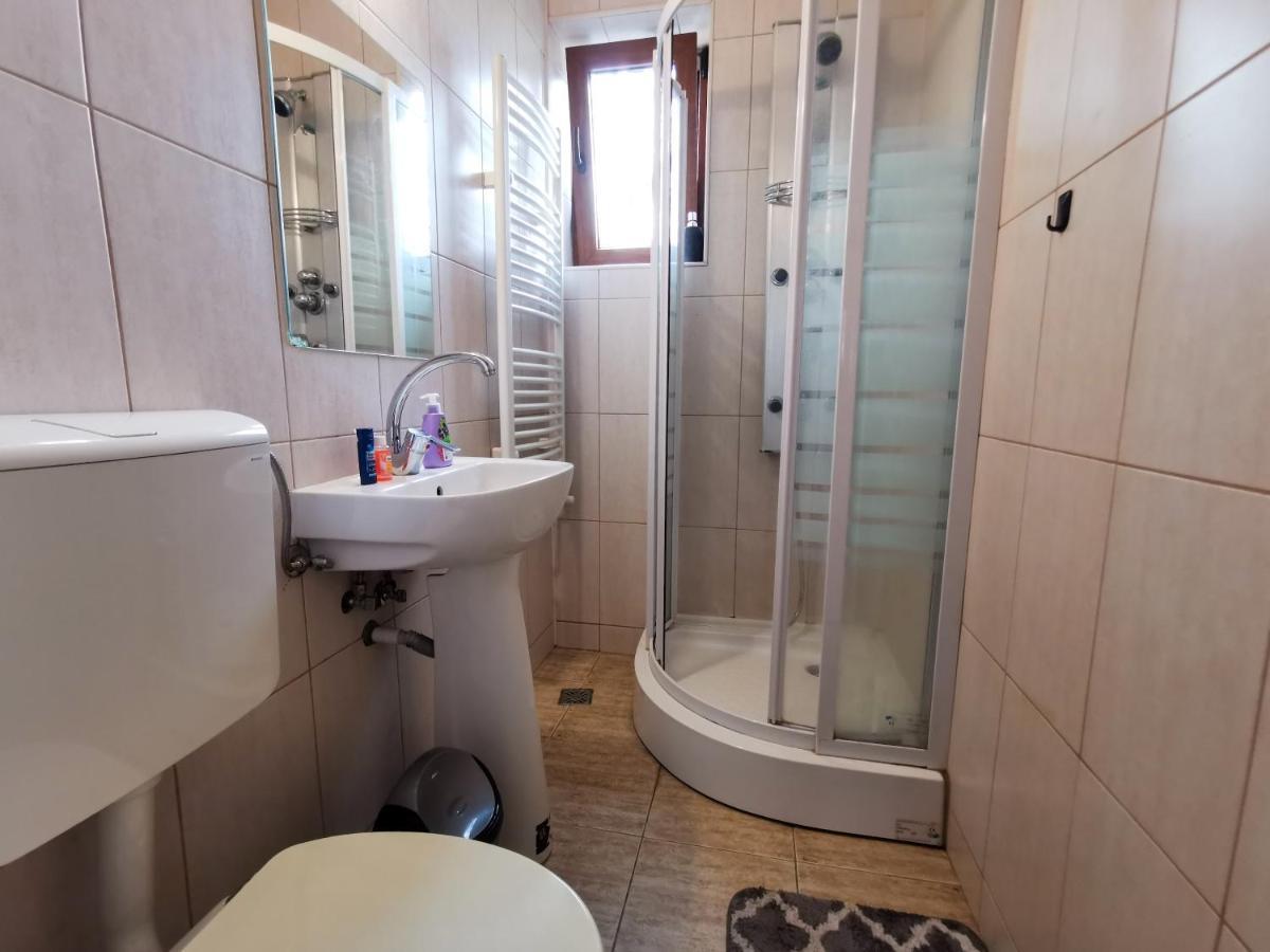 Butterfly Apartment-Hidden Gem In The Heart Of Тиргу-Муреш Екстер'єр фото